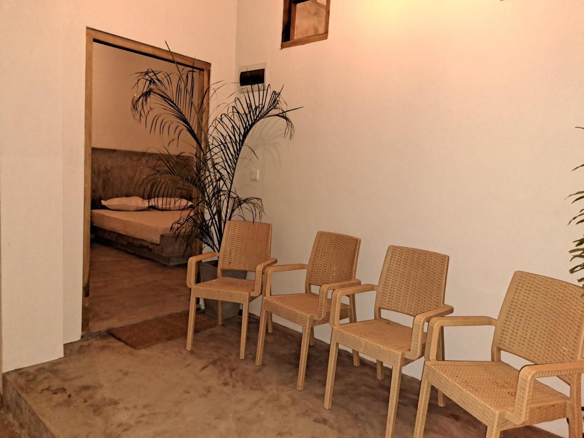 The Surf Access Guest House Arugam Bay Exterior foto
