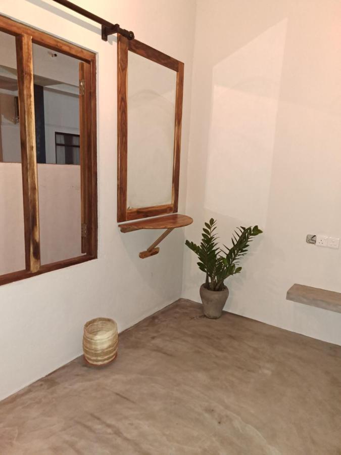 The Surf Access Guest House Arugam Bay Exterior foto