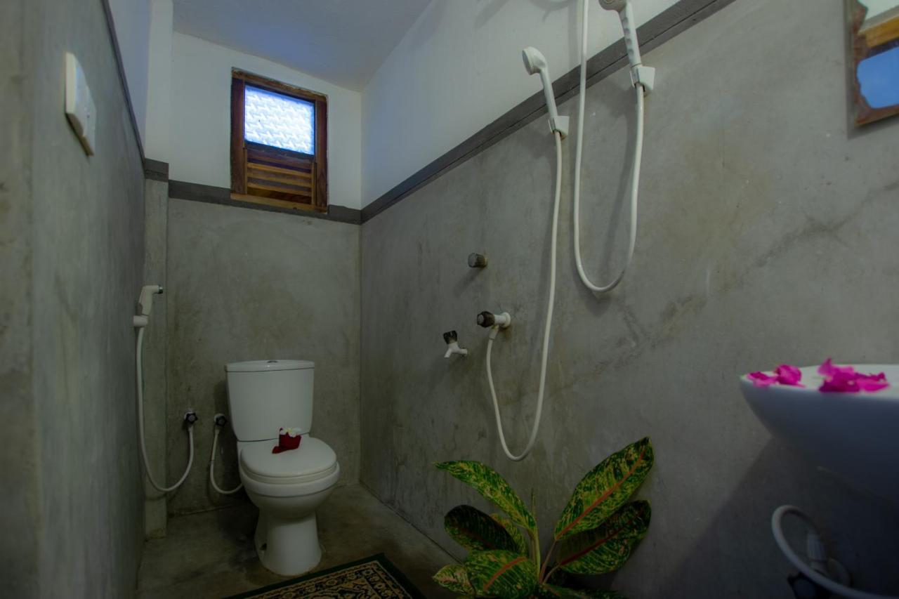 The Surf Access Guest House Arugam Bay Exterior foto